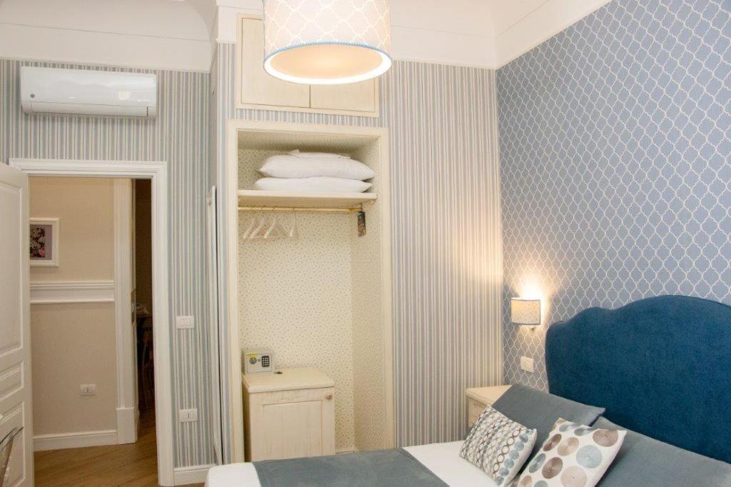 Florita Napoli Hotel Eksteriør billede