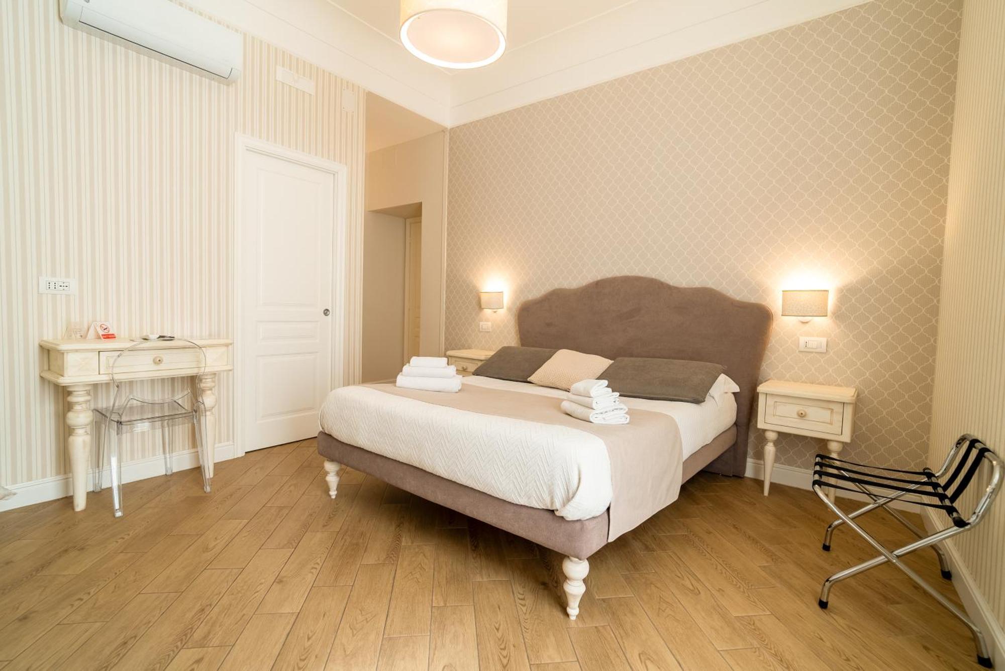 Florita Napoli Hotel Eksteriør billede
