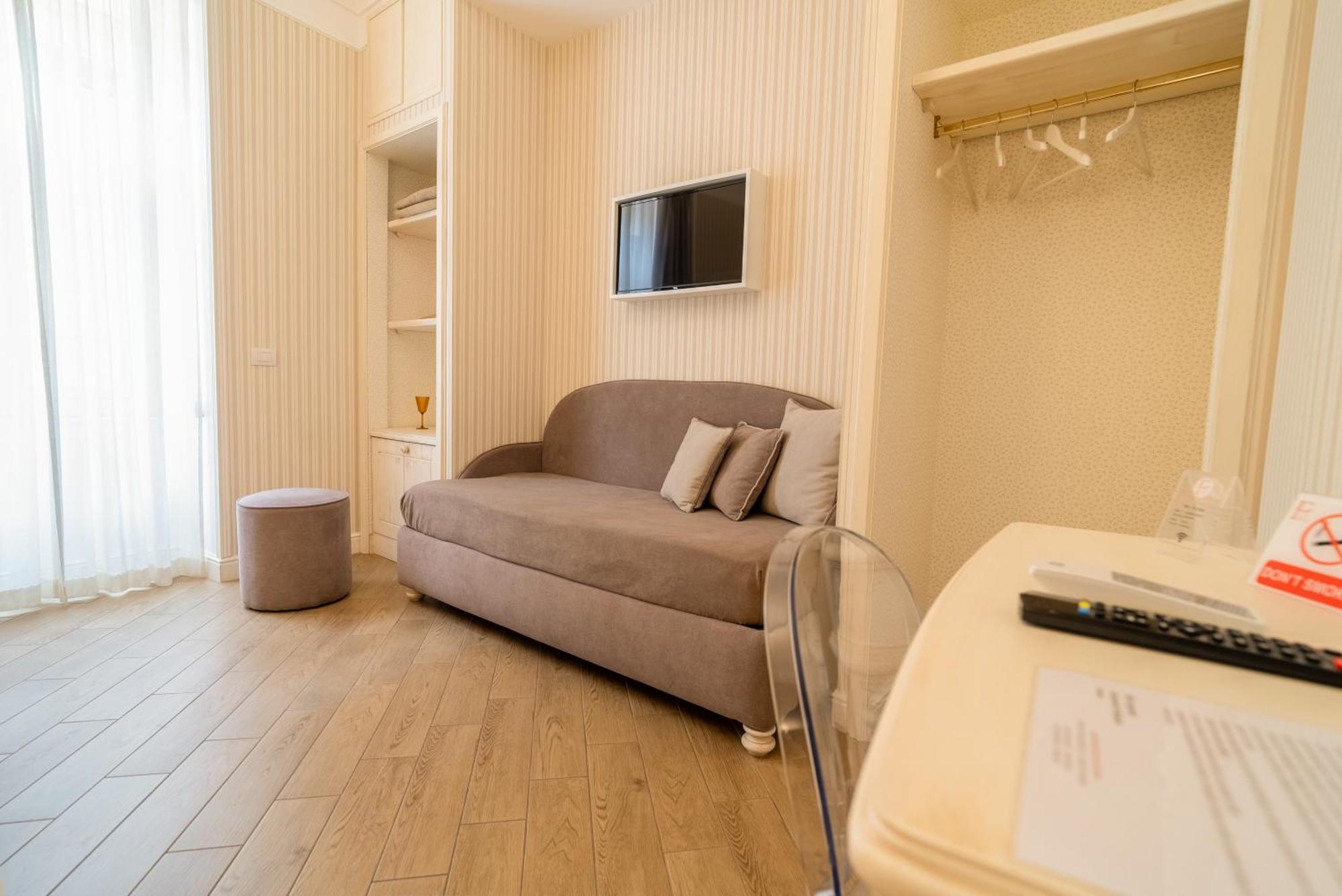 Florita Napoli Hotel Eksteriør billede