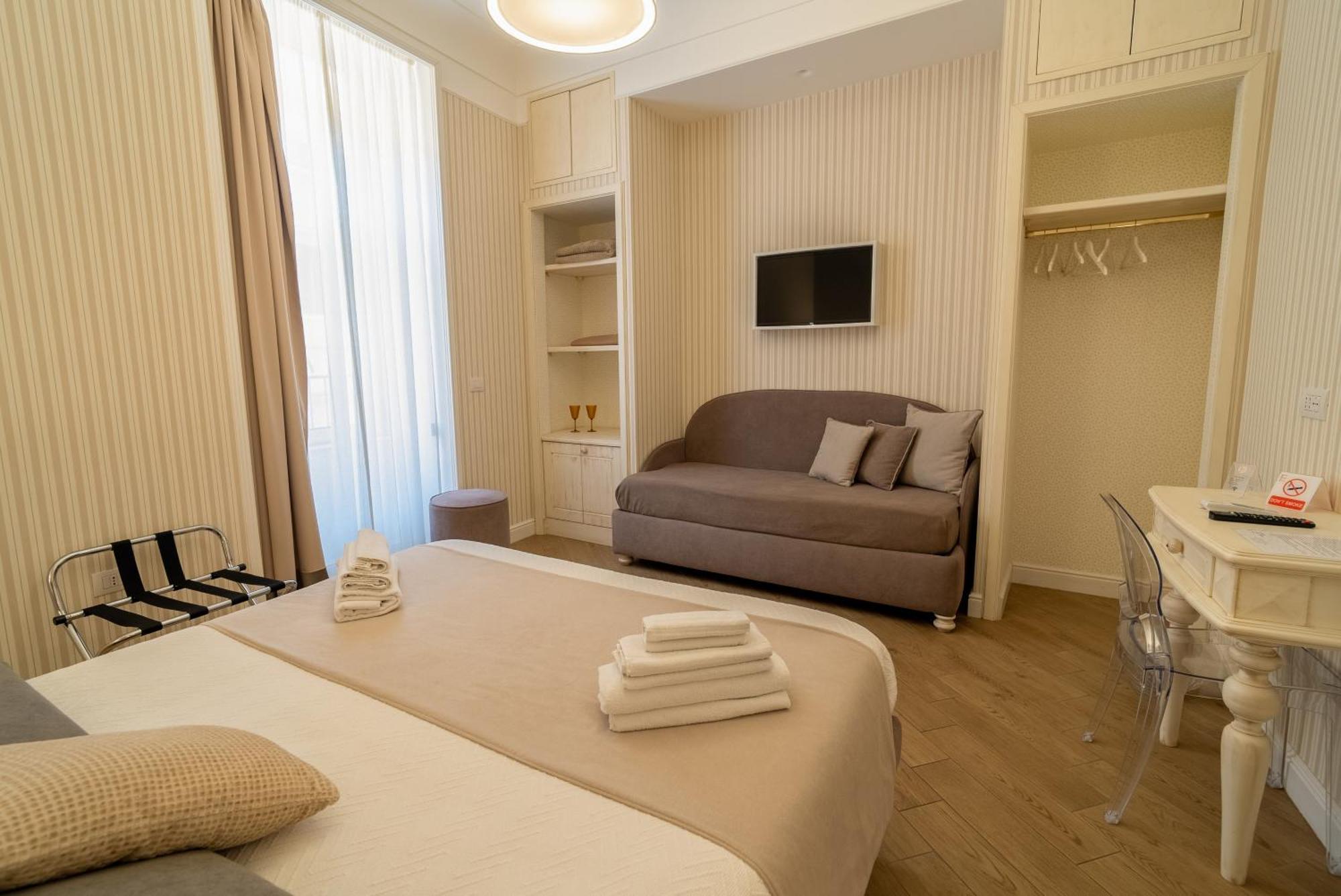 Florita Napoli Hotel Eksteriør billede
