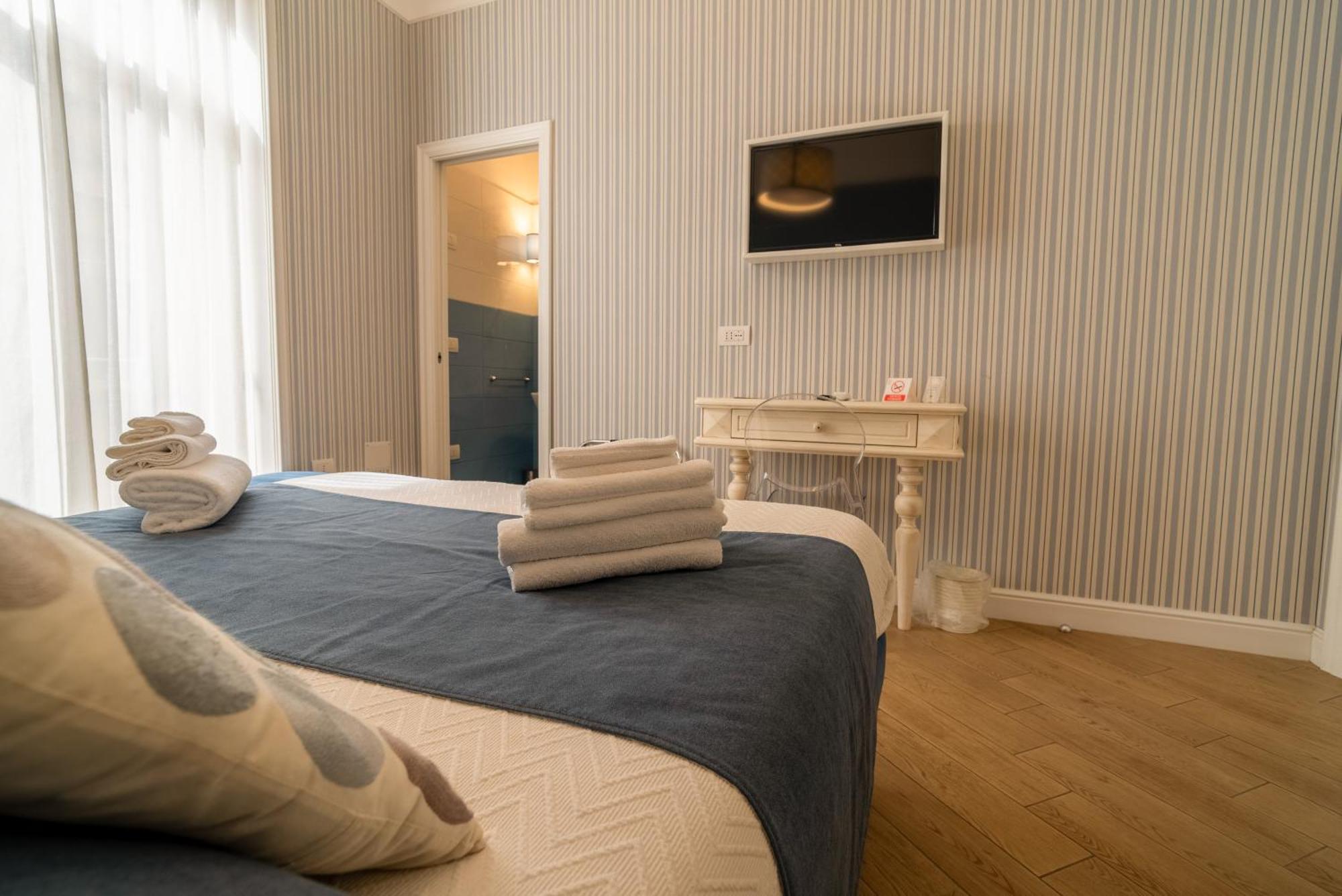Florita Napoli Hotel Eksteriør billede