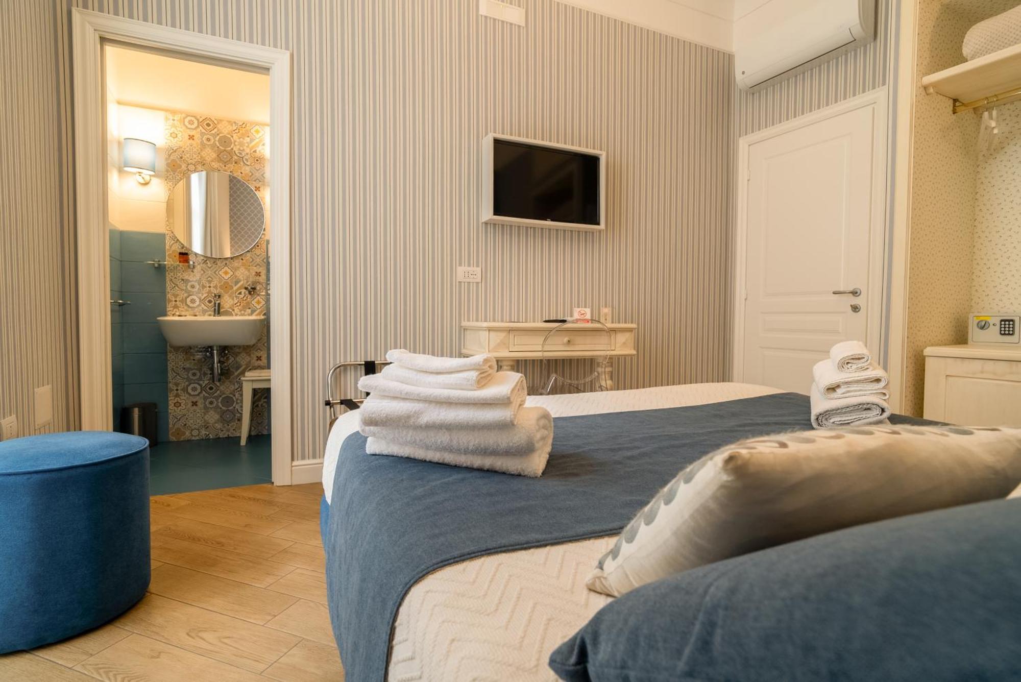 Florita Napoli Hotel Eksteriør billede