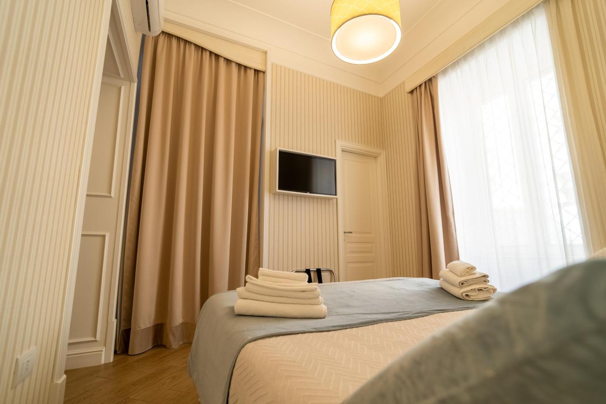 Florita Napoli Hotel Eksteriør billede